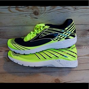 brooks asteria mens running shoes